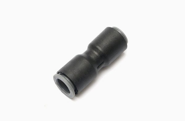 Straight quick-connect fittings